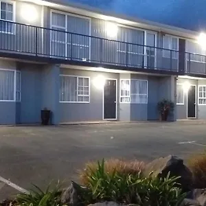 Chevron Motel Tauposee