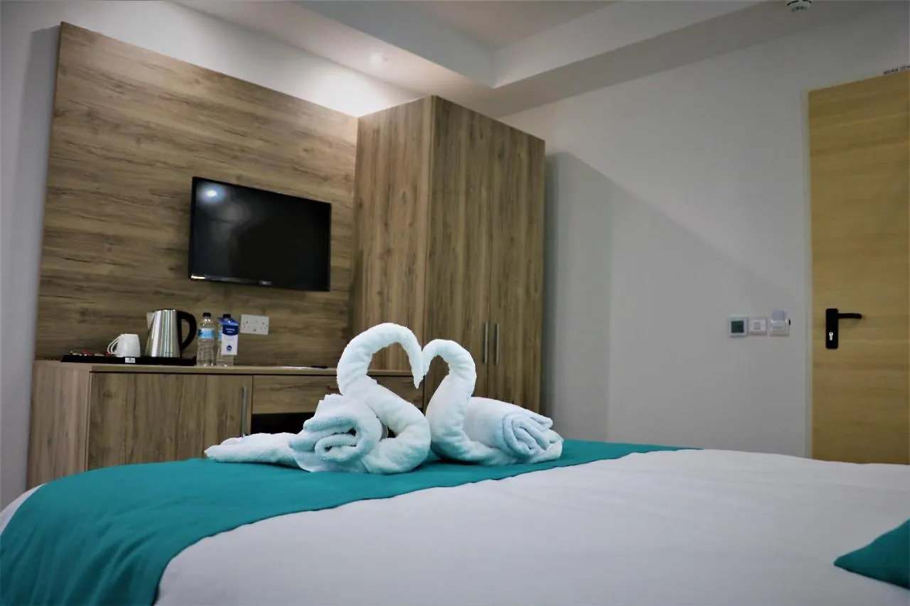Pensión Hotel Tj Boutique Marsaskala